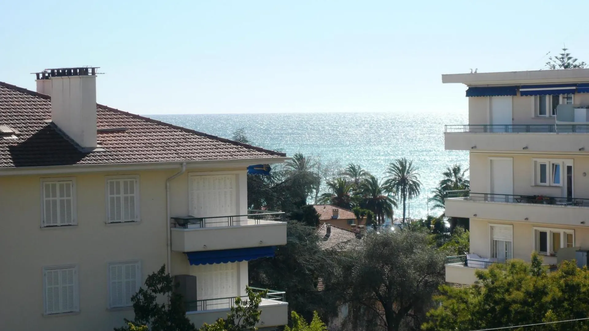 Grand 2 Pieces Climatise, Terrassse Vue Mer & Proche Fete Du Citron Menton